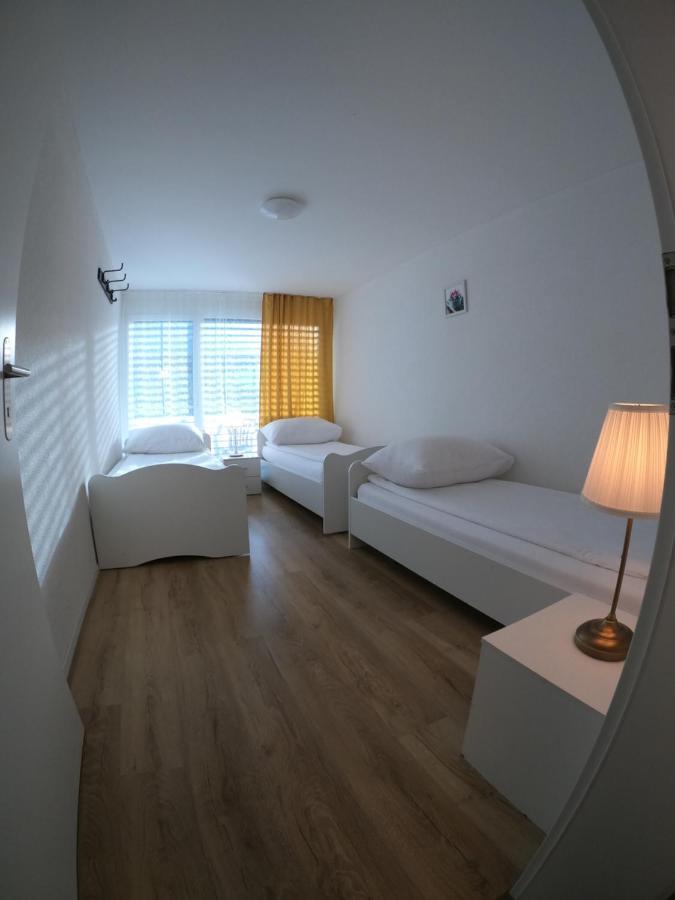 אינטרלאקן The Golf Apartments מראה חיצוני תמונה
