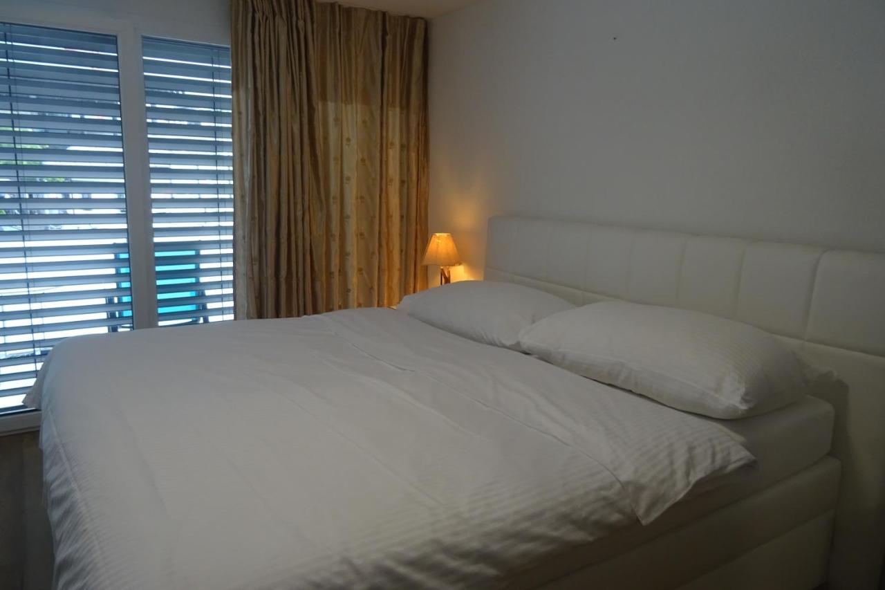 אינטרלאקן The Golf Apartments מראה חיצוני תמונה